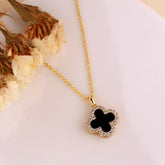 Black and White Clover Dual Side